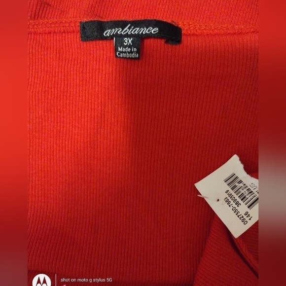 AMBIANCE Rep Crop Top Plus 3X - Picture 5 of 5